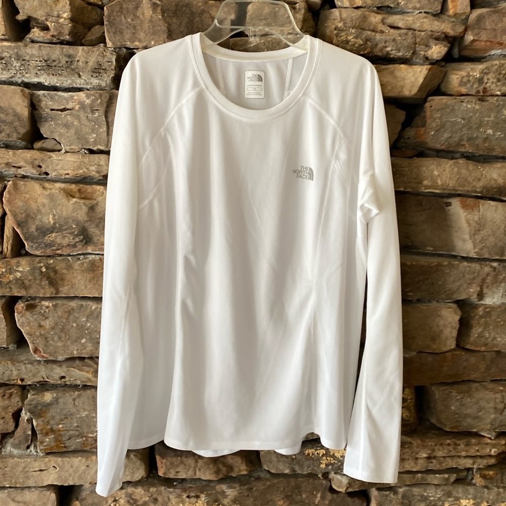 The North Face Women’s L, white top; UEC